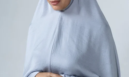 ما تفسير رؤية الخمار الازرق في المنام لابن سيرين؟