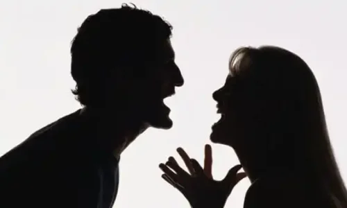 ما تأويل ابن سيرين لرؤية الخناق بين الزوجين في المنام؟