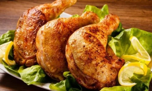 ما تفسير رؤية الدجاج المقلي في المنام للعزباء لابن سيرين؟