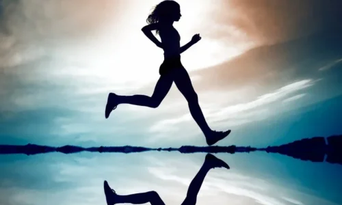 ما تأويل رؤية الركض السريع في المنام للعزباء؟