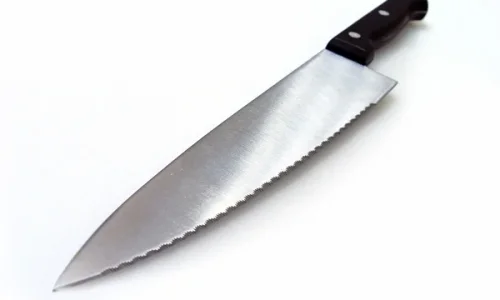 ما تأويل رؤية السكين الكبير في المنام؟