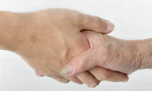 ما تأويل رؤية السلام على الجده في المنام؟