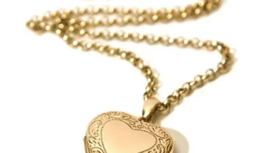 ما تأويل رؤية السلسلة الذهب في المنام للمطلقة؟