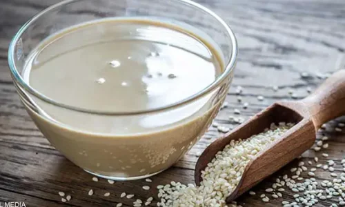 ما تأويل رؤية الطحينة السائلة في المنام للمتزوجة؟