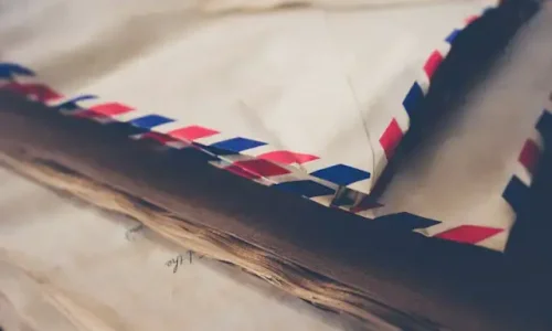 ما تأويلات رؤية الظرف في المنام للرجل؟