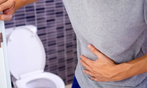 ما تأويل رؤية الغائط السائل في المنام؟