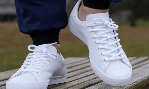 ما تفسير رؤية الكوتشي الابيض في المنام لابن سيرين؟