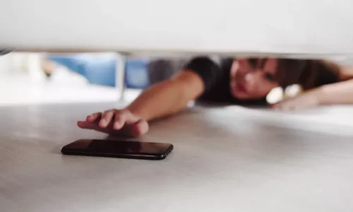 ما هي أهم 20 دلالة لرؤية الهاتف في المنام للرجل؟