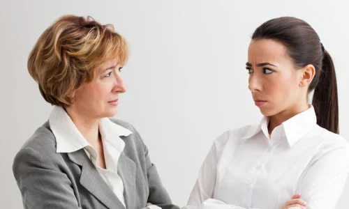 ما هي تأويلات ابن سيرين لرؤية ام حبيبي تخطبني في المنام للعزباء؟