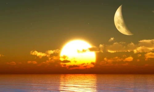 تعرف على تفسير حلم الشمس والقمر معا للعزباء لابن سيرين