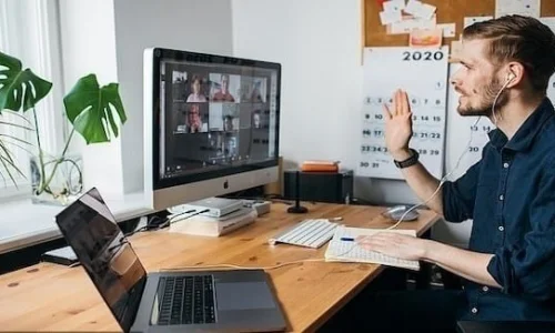 المقابلة الشخصية عبر الزوم: نصائح مهمة المقابلة الشخصية عبر الزوم: نصائح مهمة