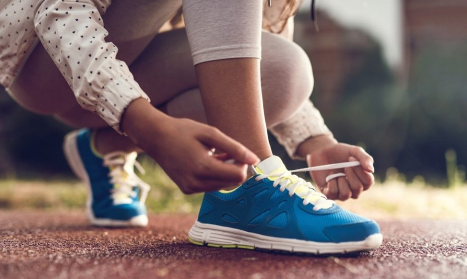 تعرف على تفسير حلم ضياع الحذاء ولبس حذاء آخر لابن سيرين