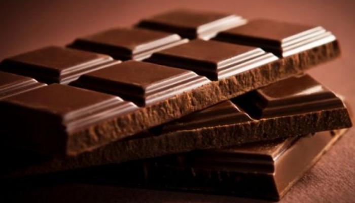 تفسير حلم الشوكولاتة للعزباء
