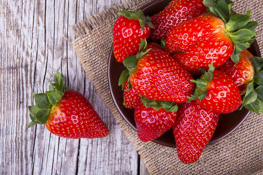 أهم تفسيرات رؤية الفراولة في المنام لابن سيرين