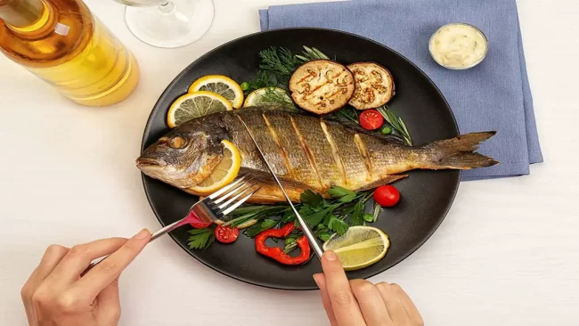 تفسير أكل السمك في المنام للمتزوجة