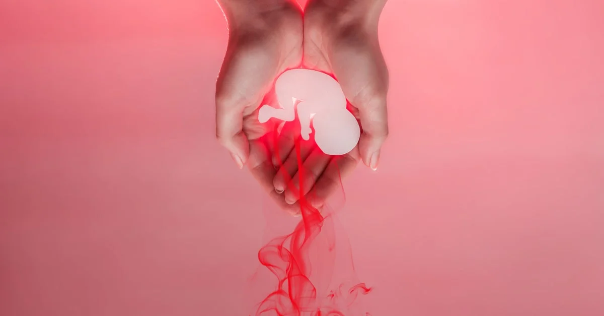 ما تفسير حلم تسقيط الجنين في المنام لابن سيرين