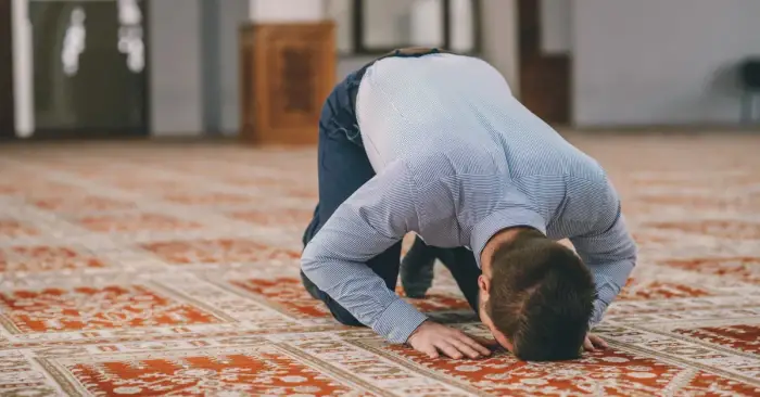 الميت يصلي في الحلم